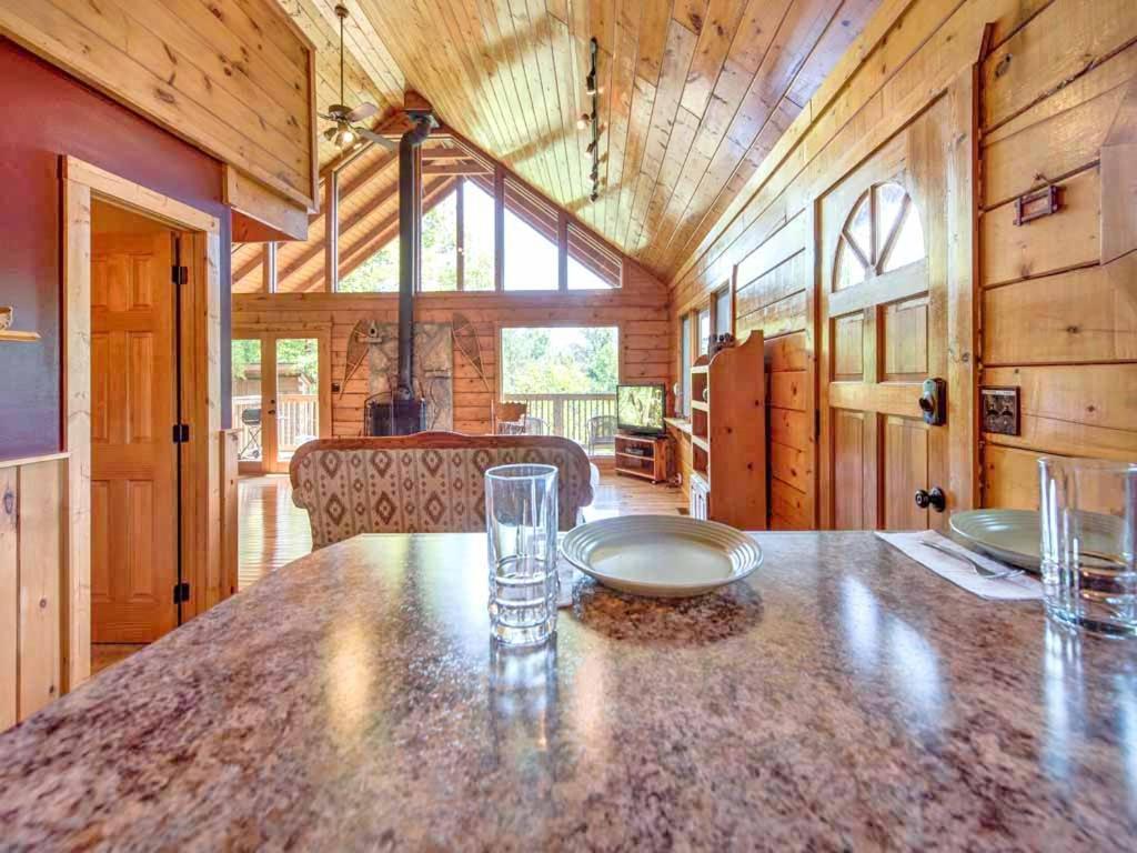 Seneca Villa Гетлинбург Екстериор снимка